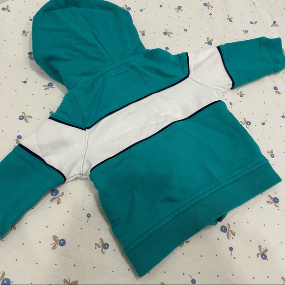 4/$25 OshKosh hoodies jacket - Picture 4 of 4